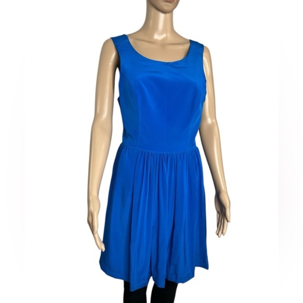 Amanda Uprichard Elegant Blue Sleeveless Dress in great condition.